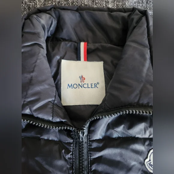 Moncler women down puffer vest women S black with logo - Picture 3 of 8